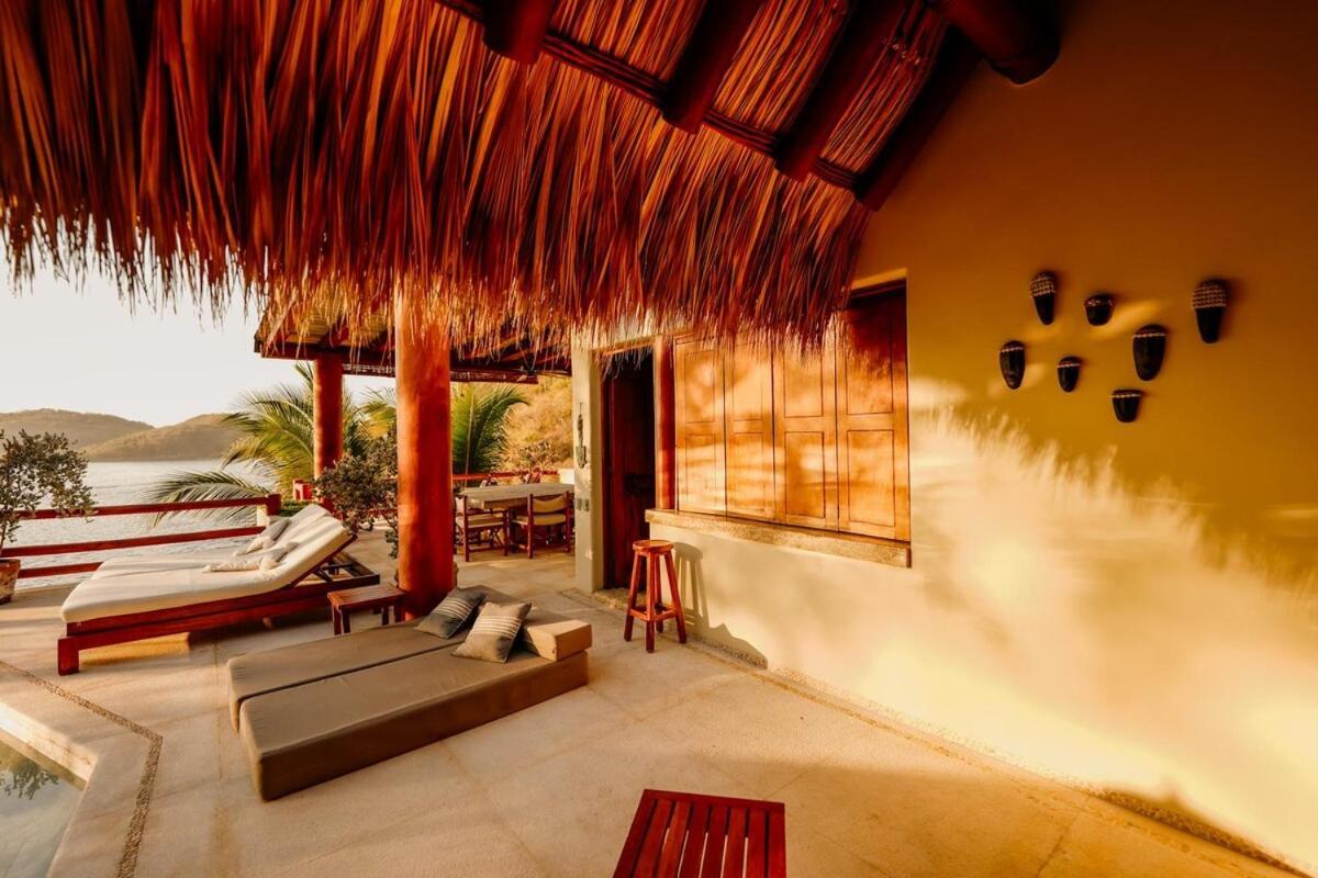 Dream Villa With Private Beach And Catering Zihuatanejo Exteriör bild