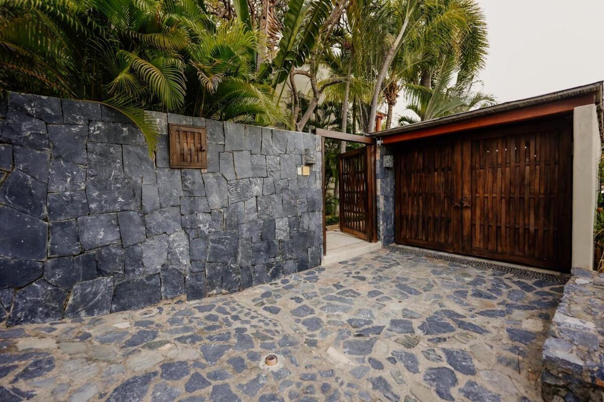 Dream Villa With Private Beach And Catering Zihuatanejo Exteriör bild