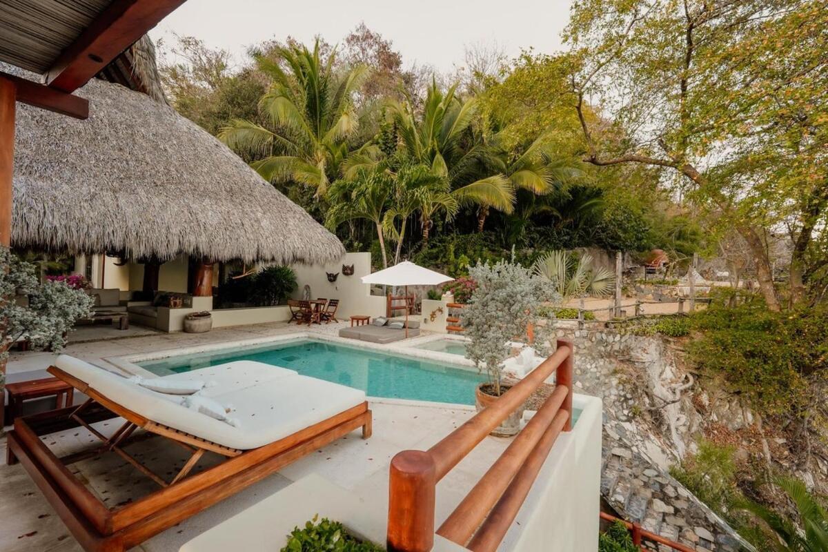 Dream Villa With Private Beach And Catering Zihuatanejo Exteriör bild