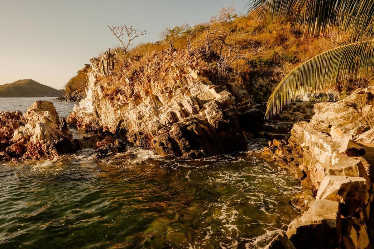 Dream Villa With Private Beach And Catering Zihuatanejo Exteriör bild